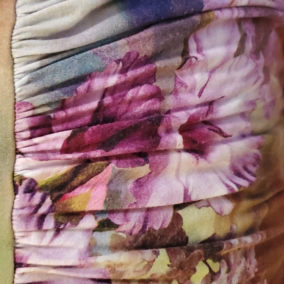 TOP DESIGN MAXI DRESS, size medium, pink/purple floral, soft and pretty. - Picture 7 of 14